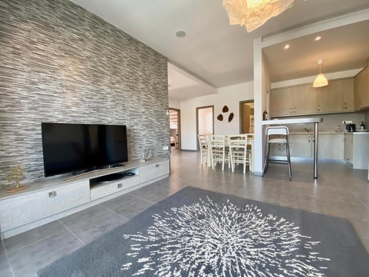 Ellinfos Aparthotel CChanioti Exteriér fotografie