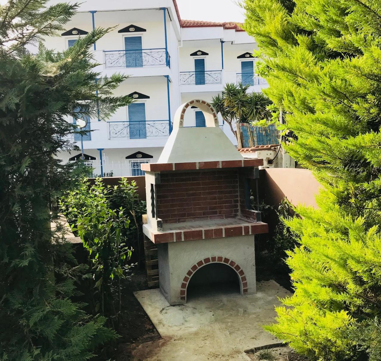 Ellinfos Aparthotel CChanioti Exteriér fotografie